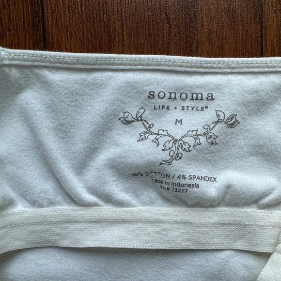 🪷🪷EUC Sonoma Women’s White Spaghetti Strap Camisole Top🪷🪷 - Picture 9 of 11